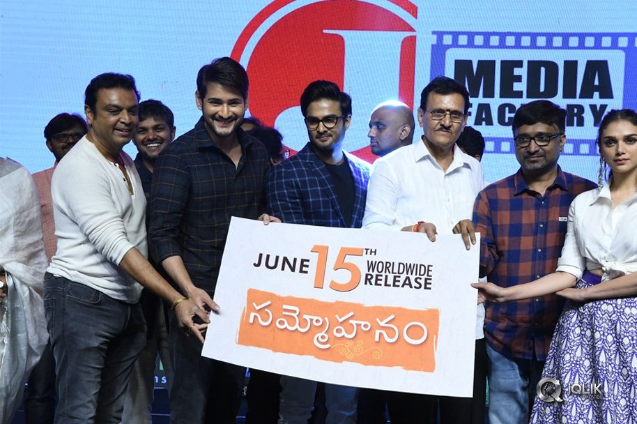 Sammohanam-Movie-Pre-Release-Event